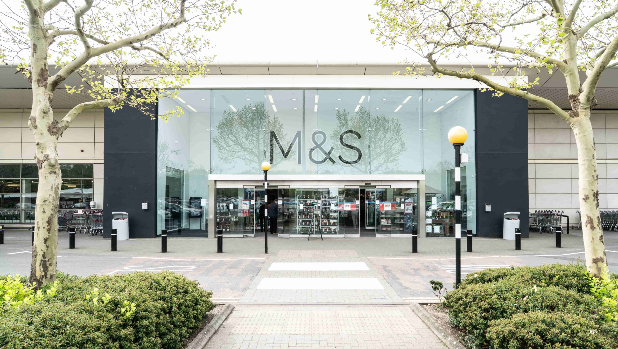 Is M&s Hedge End Open Today