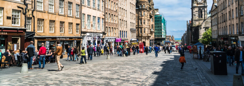 Radisson Blu Edinburgh lift modernisation