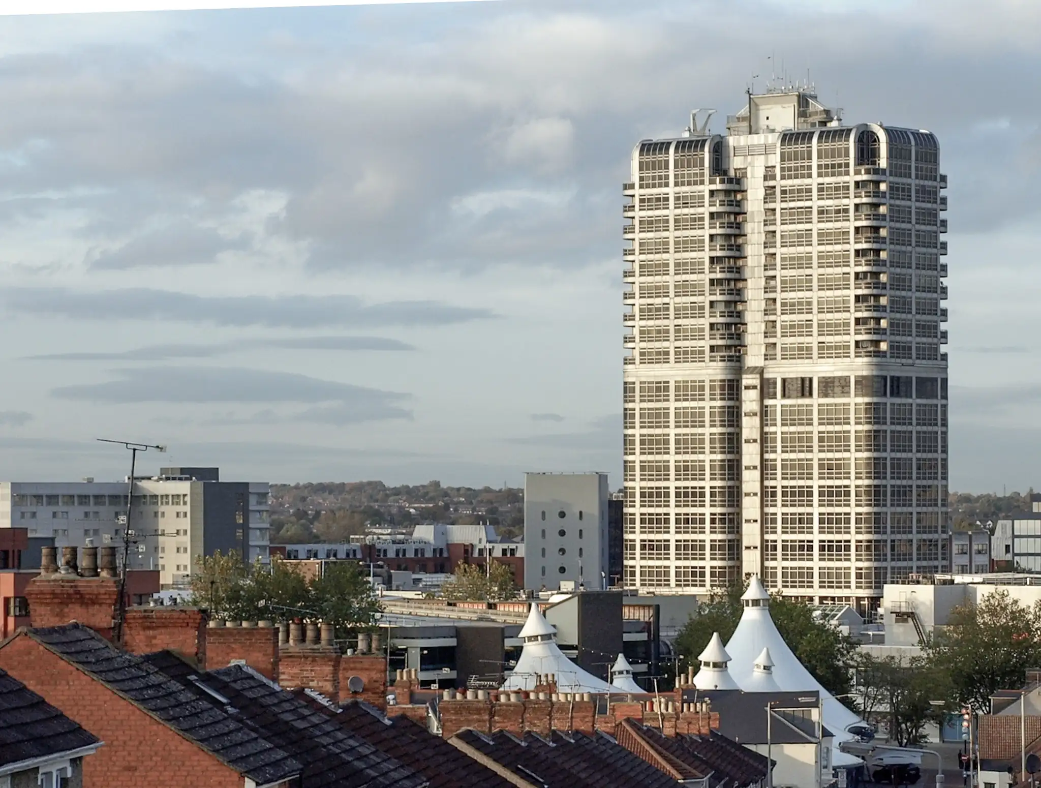 lift maintenance Swindon