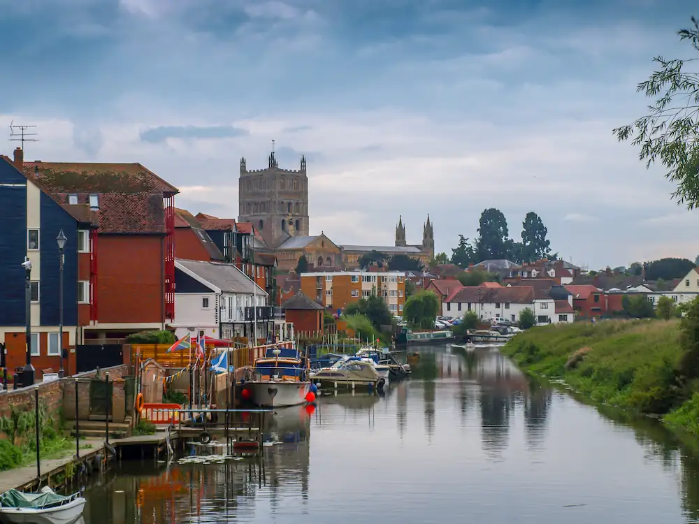 lift maintenance Tewkesbury